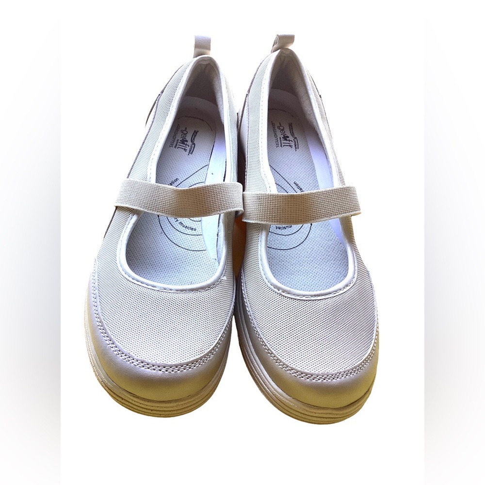 New❣️Rare❣️ Get Fit Grasshoppers Champagne Mary Jane’s Slip On Loafers Flats 8.5